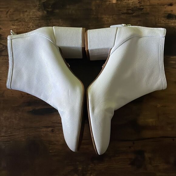 Cecelia New York NOLTON White leather booties Size 8.5 / Excellent - Picture 4 of 8